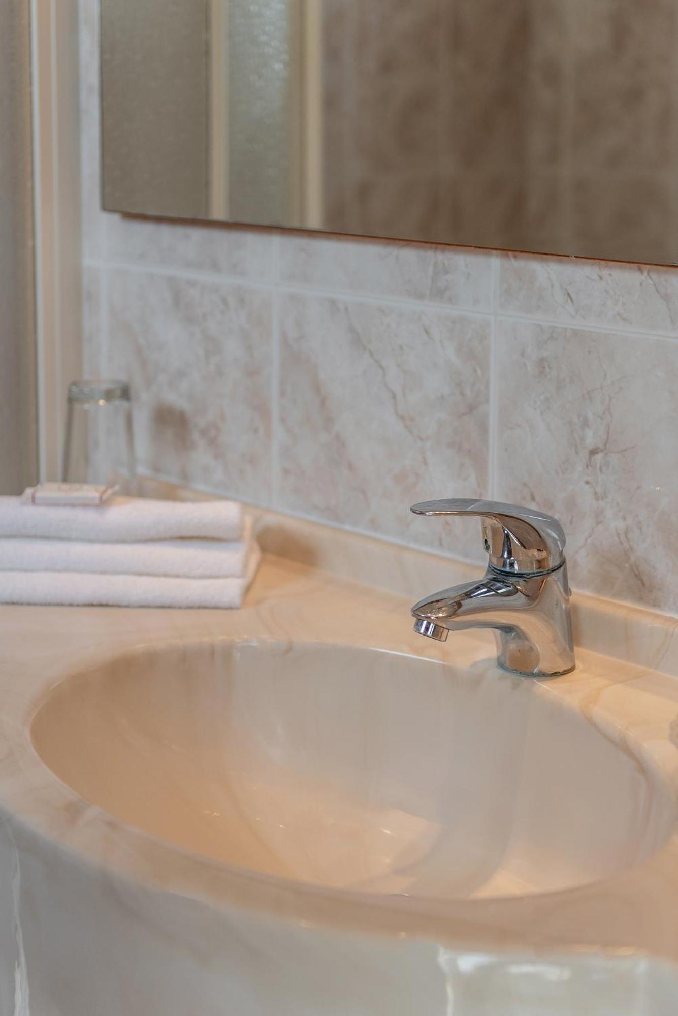 Tiffany Hotel 3*